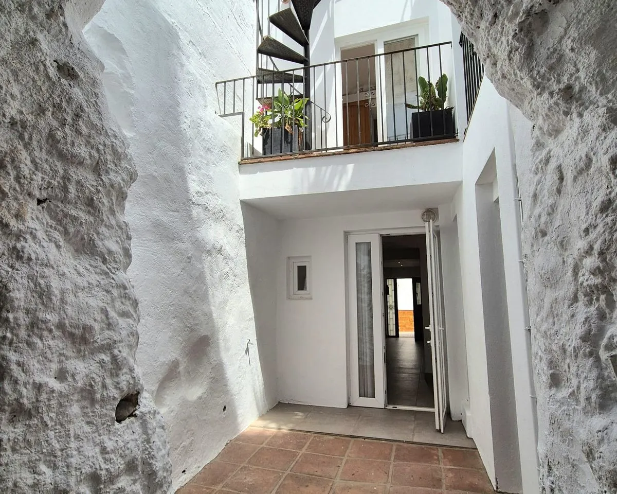 d194c2c9-c79a-463a-92be-4e3b43d89c16