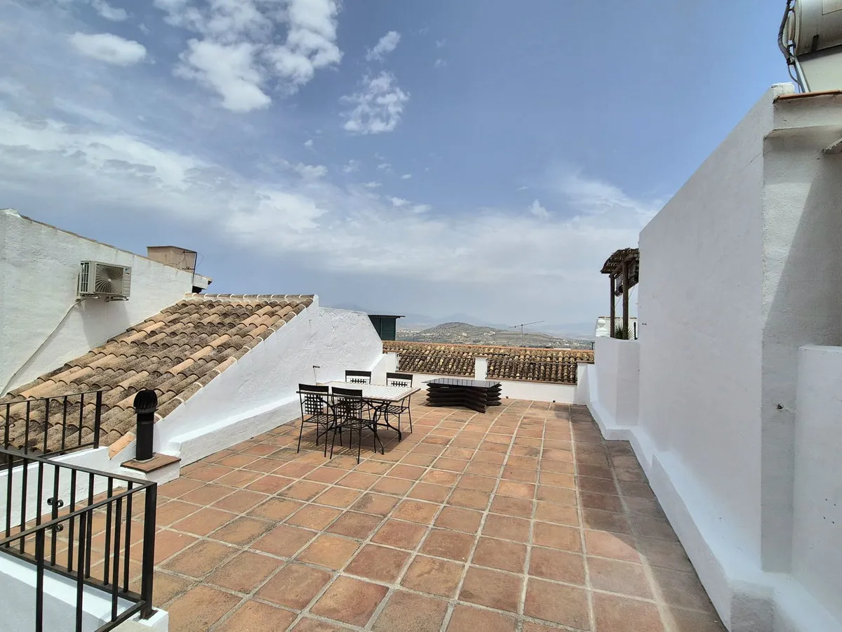 d9fc5818-09aa-43e0-9fcc-b40bbf49b5b3