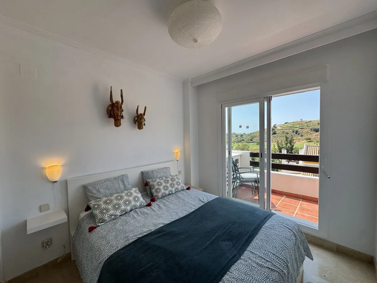 d41ed4a6-9b44-46d8-8168-1342138e9b63