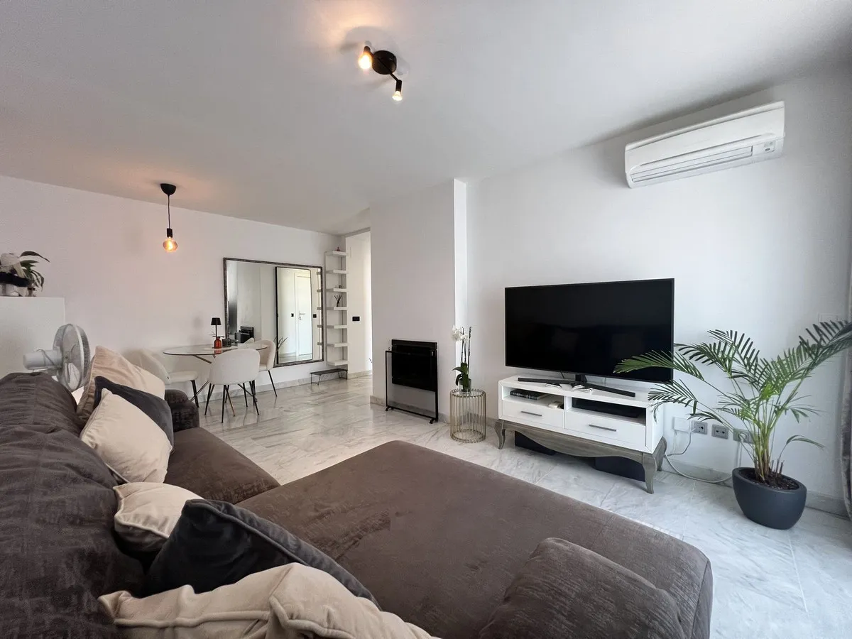 28a69ed8-b749-4238-a1d5-fdac55710f97