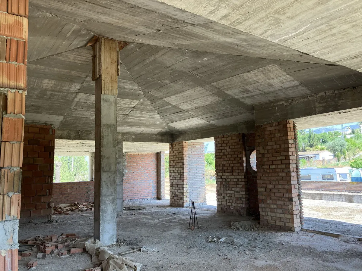 b8d6c375-1180-45a1-aec2-22c1e57f67d1