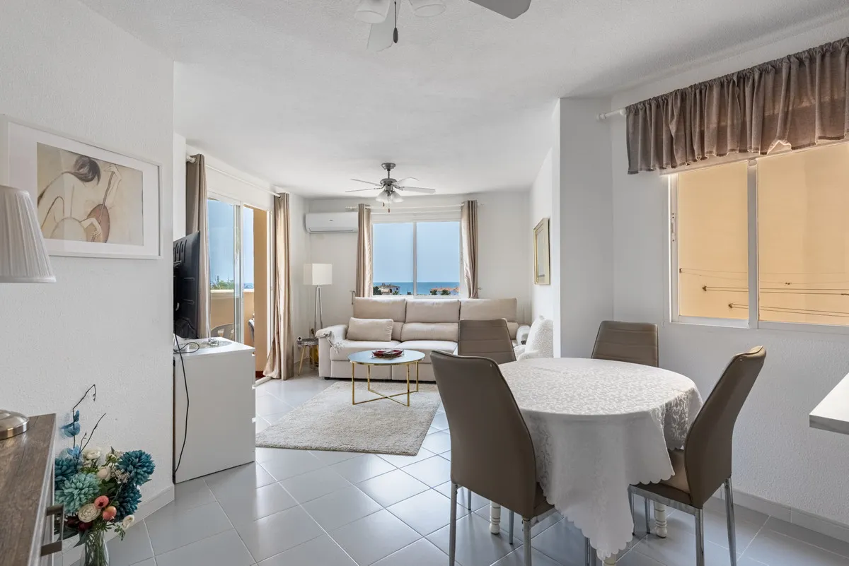 1fbcdc57-3434-4012-8a45-e722f9f781a3