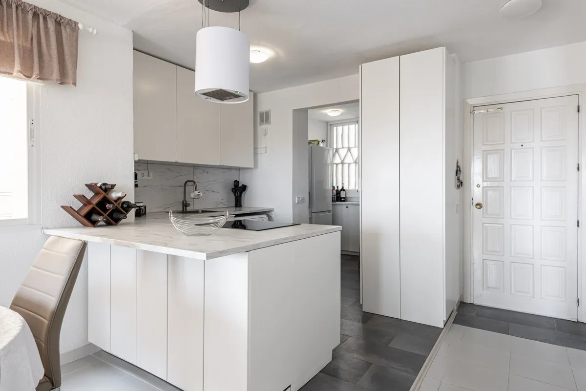 a2ef1443-613f-4f77-94d0-4e52492119eb