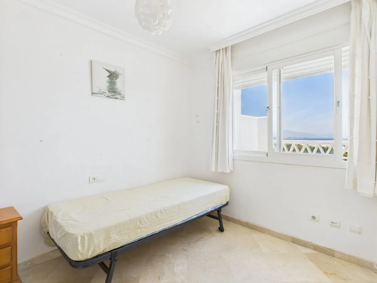 05bfe528-b1de-46a6-a062-3f3cb03aba0e