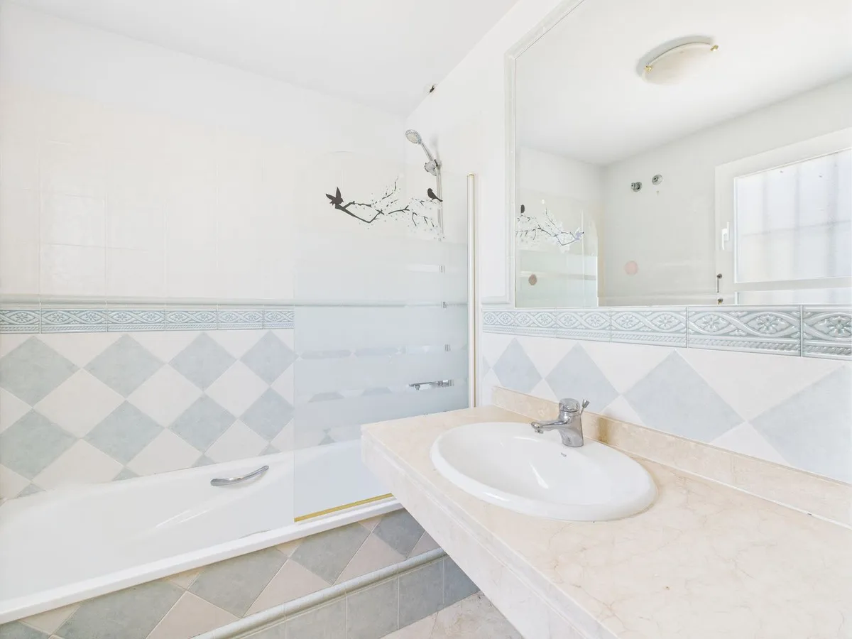 11ba2343-b581-4fcf-98d9-1fc6b28278d3