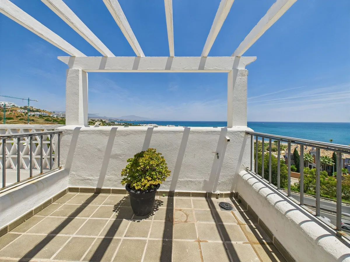 80c488e4-e27a-4092-8fb6-da6e280af9ef