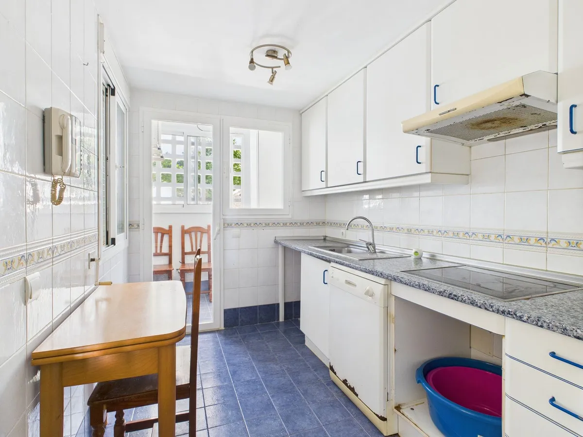 a588cf31-9370-46e0-92de-24c00e028752