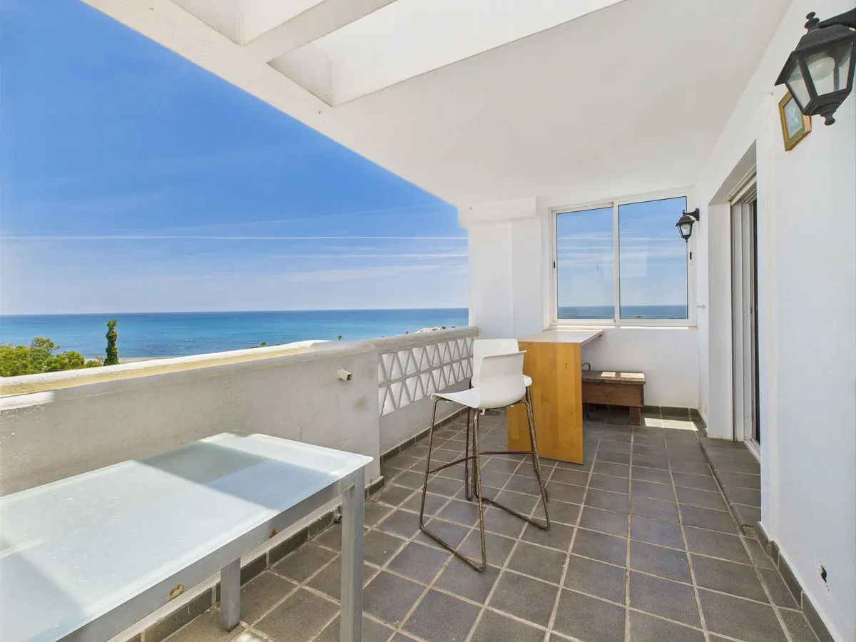 dc198427-e8d7-4c01-9617-d3e335de5067