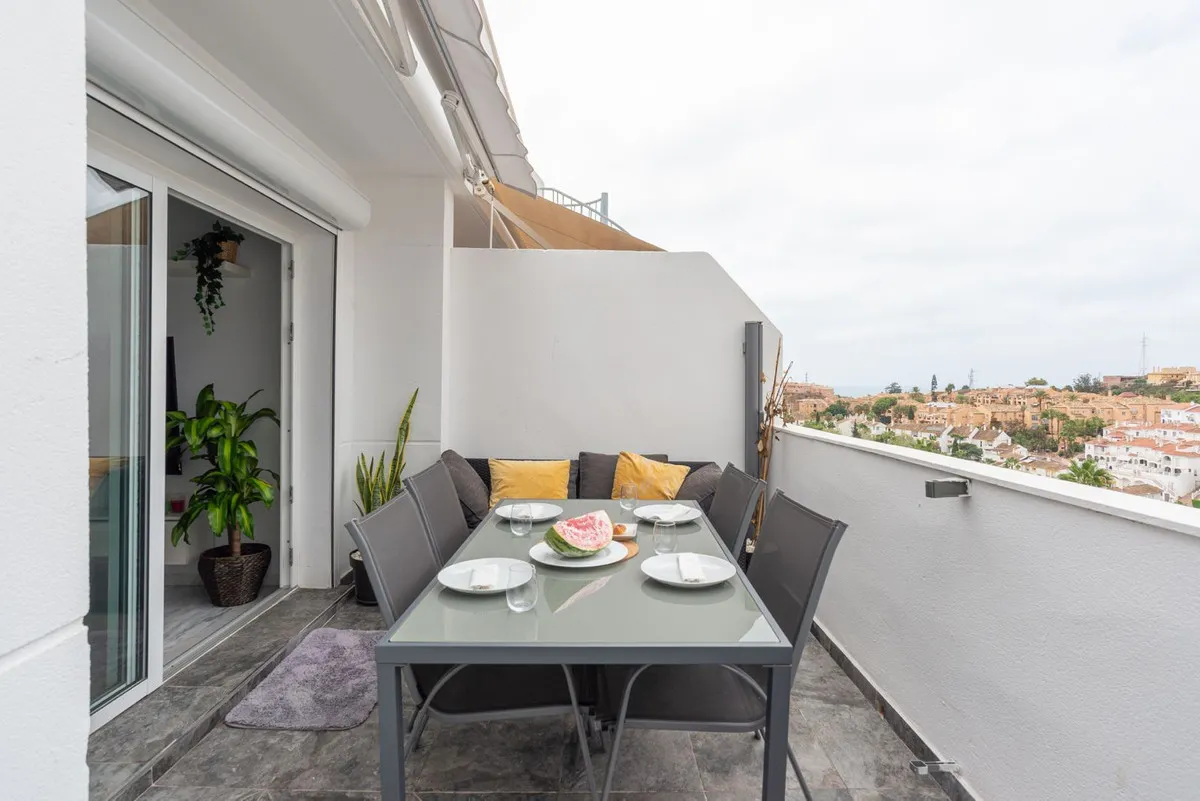 5652e0d2-b6f9-4982-bcc5-7fe4bad8222d