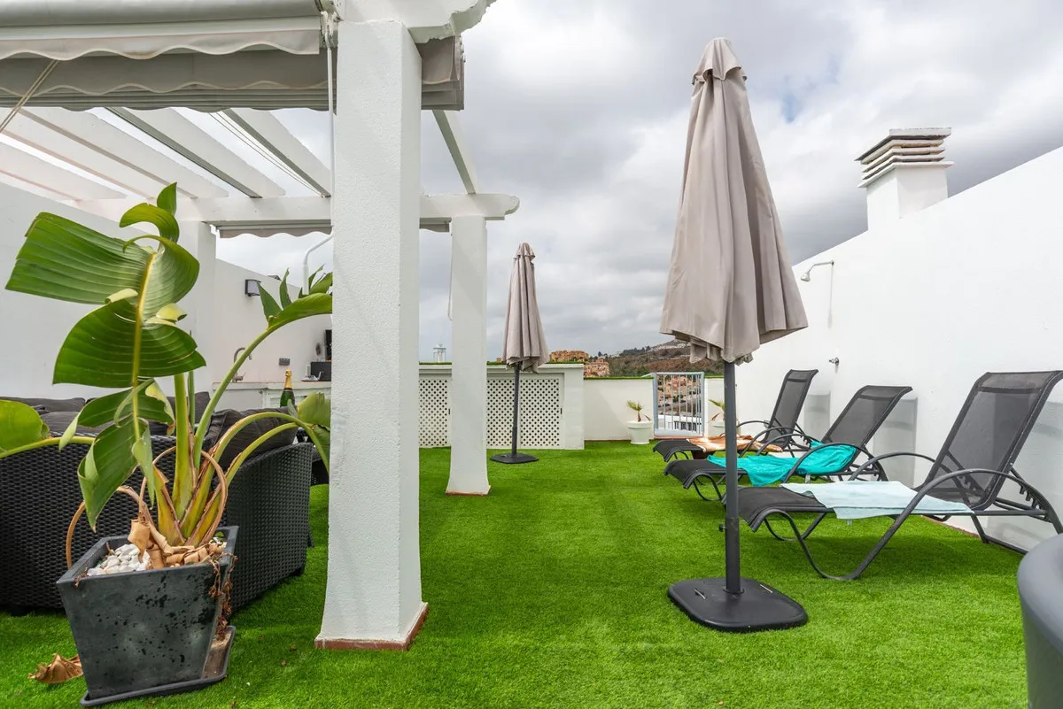 f3627f90-eab6-45ff-91e1-440fb7d3a823