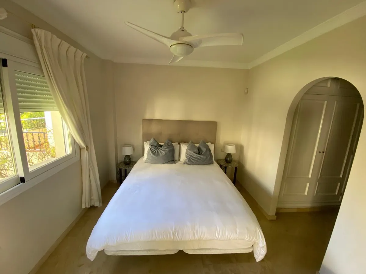 2e4e3c6b-cee4-425f-b1e7-872e1dfdd363