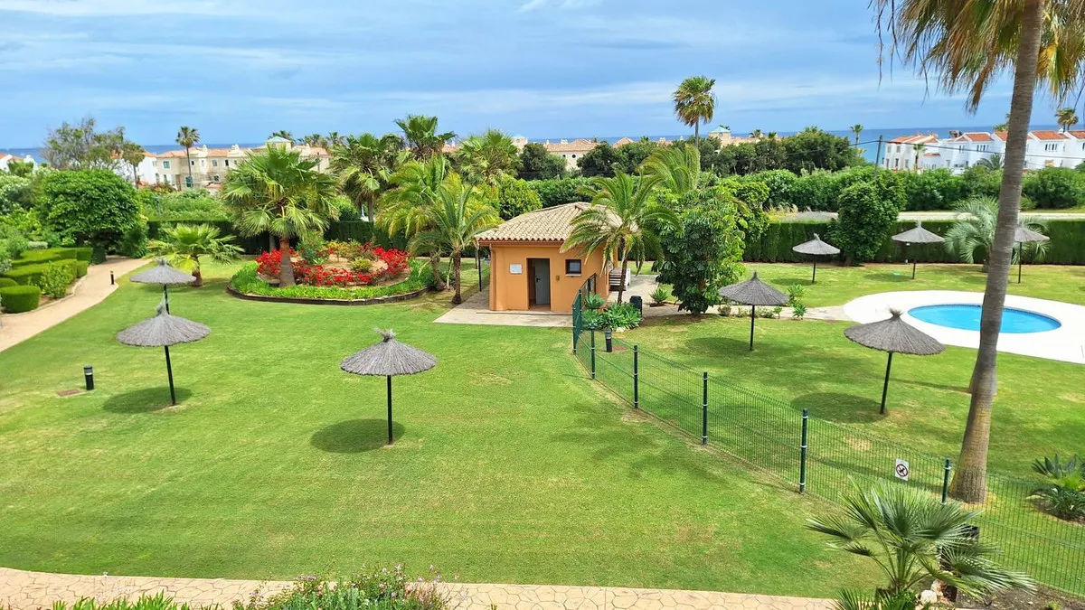 6355b6b9-bb4f-4eec-a428-5ed97168f0ab