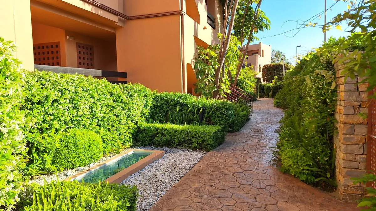 c71fe5bb-f4f7-4f3a-8ee5-cecd1fe258de