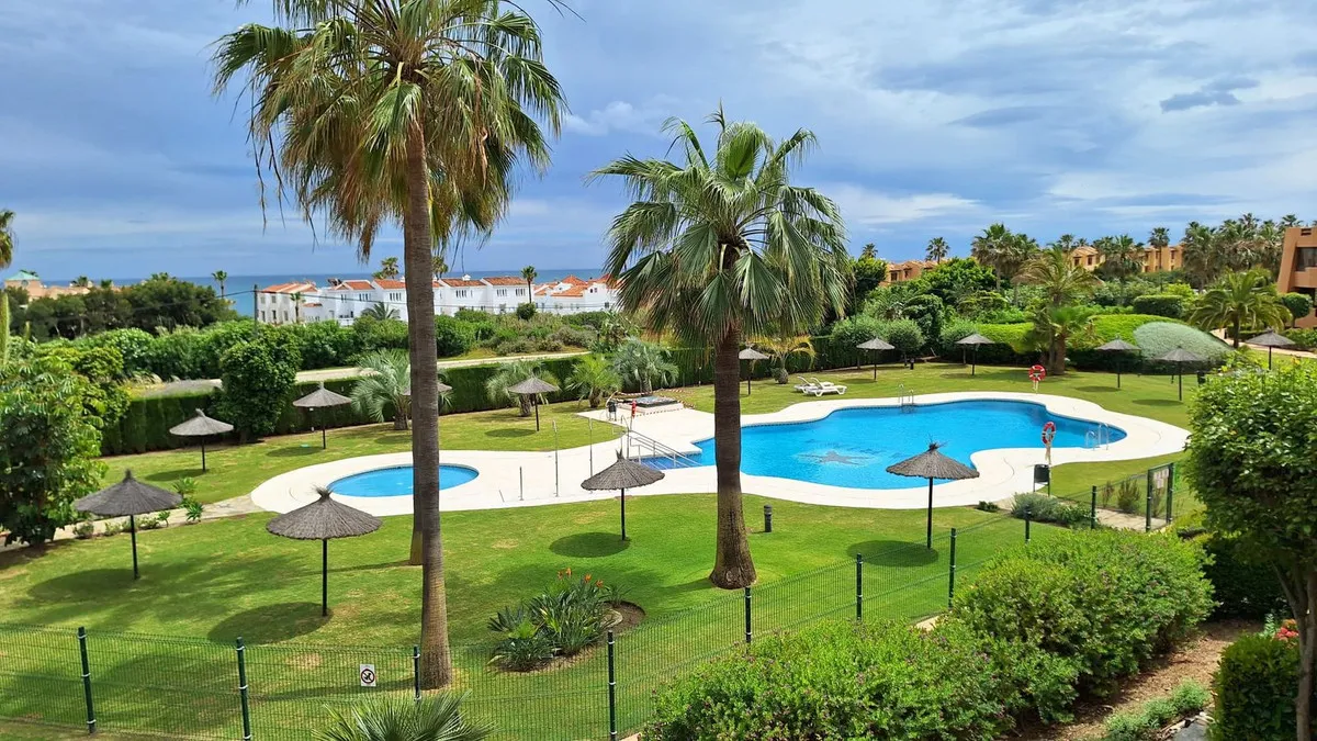 d2abd049-daaf-4167-916e-6aeaaee2cac5