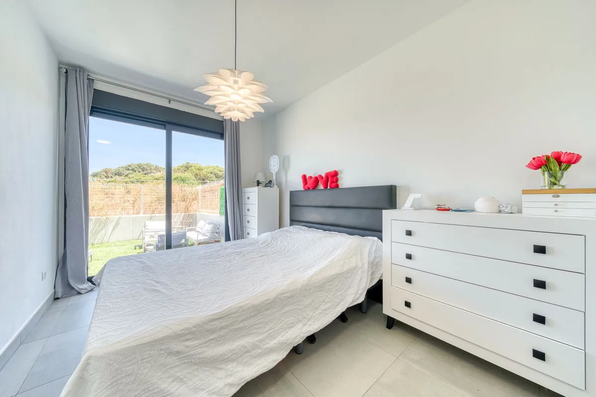 0db32b71-5cd3-4e1d-996a-db9f5ff87255