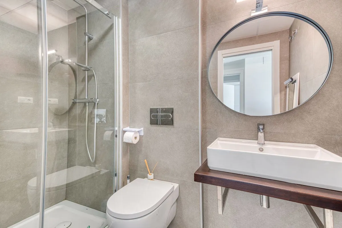 2ef27ad9-7d66-4603-9e28-d30541899797