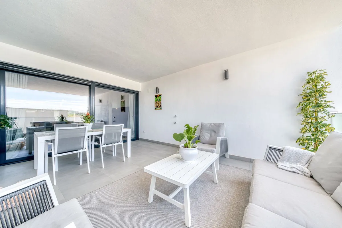 3e0c7252-3a44-4f00-b599-200174253996