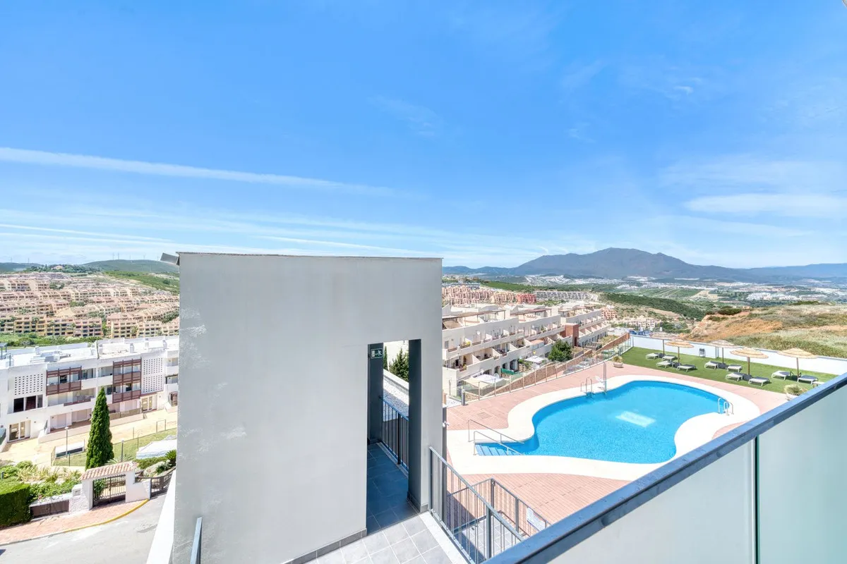 f1276961-3ad1-4f32-bc65-1052768ceae3