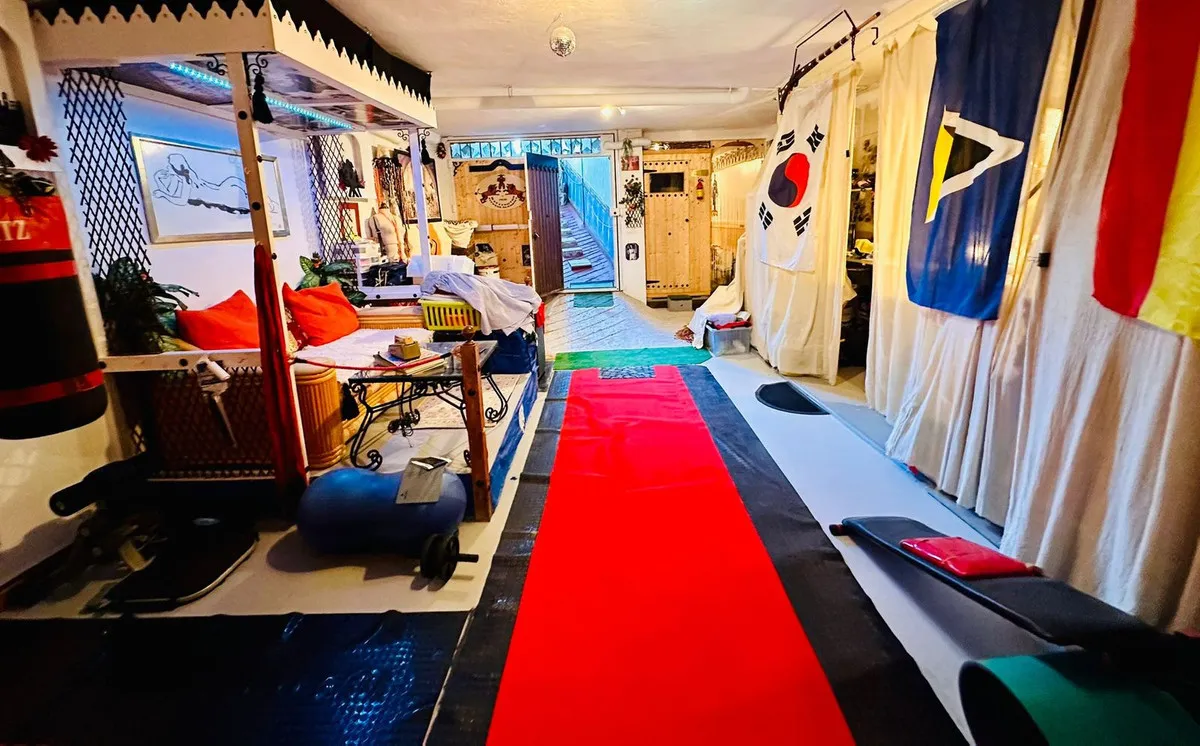 0361251c-6081-4bbc-a9f0-8e00b8d73957