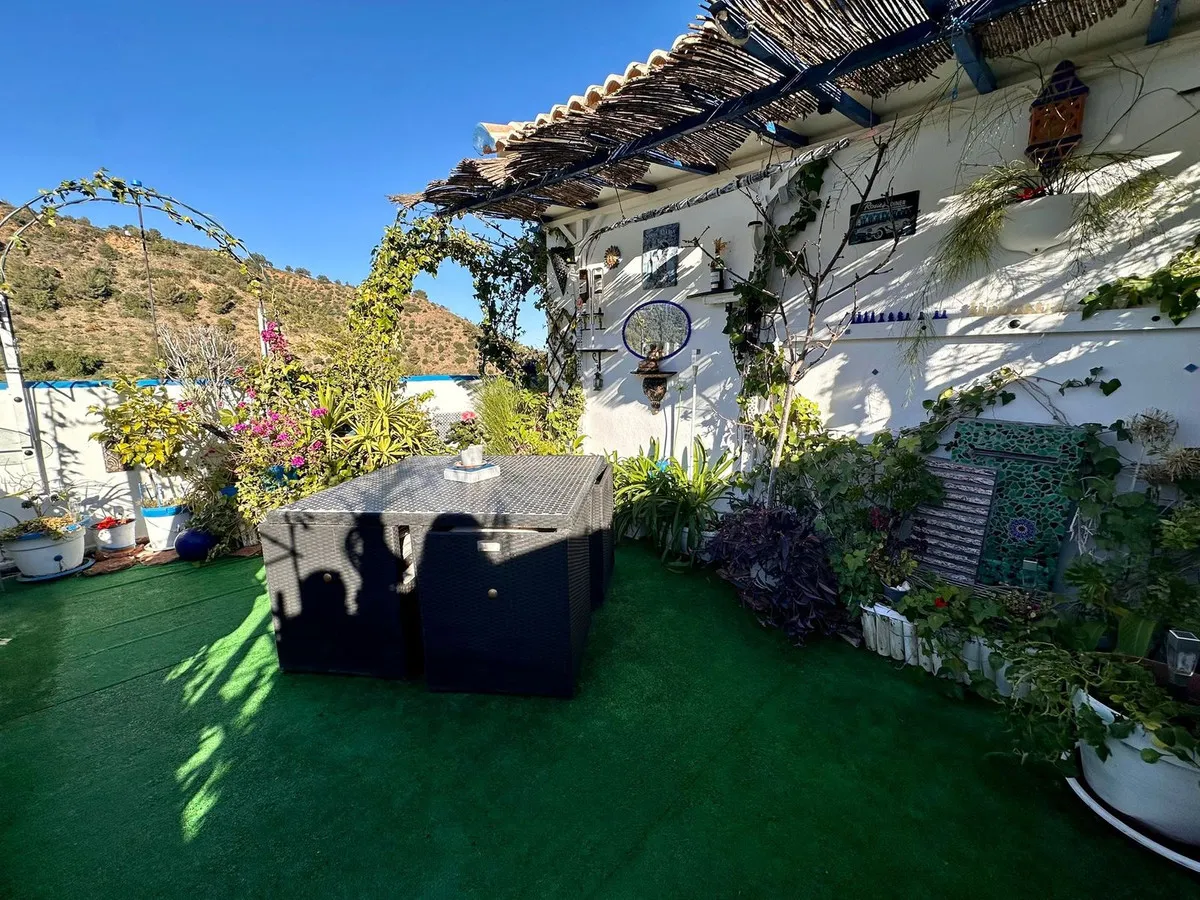 daf3bf70-1817-49d7-be51-09d76271e196