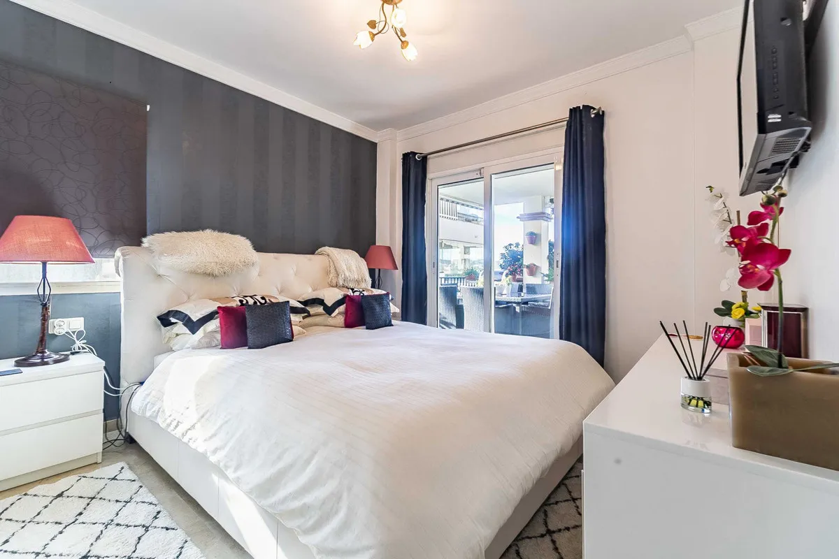 61c57069-0c3a-454a-8f2d-e644da72f99a