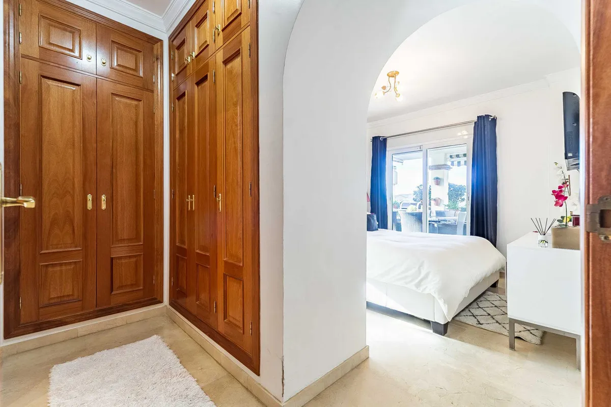 983036ce-76b4-439e-ae0a-efacc8914f71