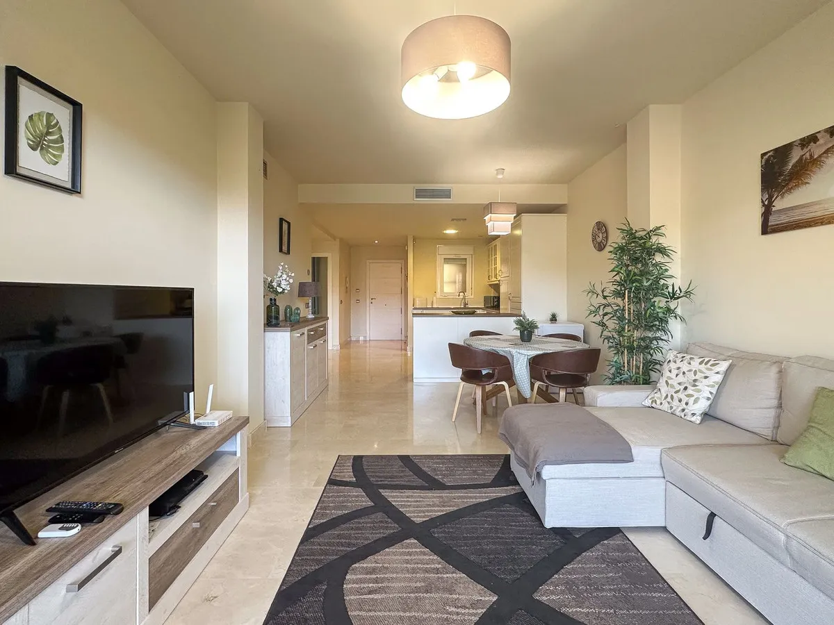 6bd32352-6a50-4c05-a5b6-852a59cf471a