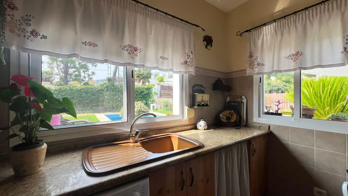 190f1fcd-d750-474c-b909-6d0e4e1a13d9