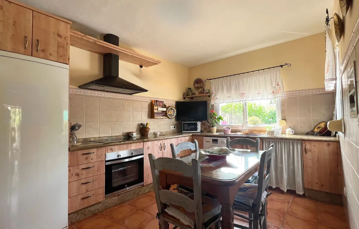 8534b35f-5ca9-4f73-825f-092ad64b61e5