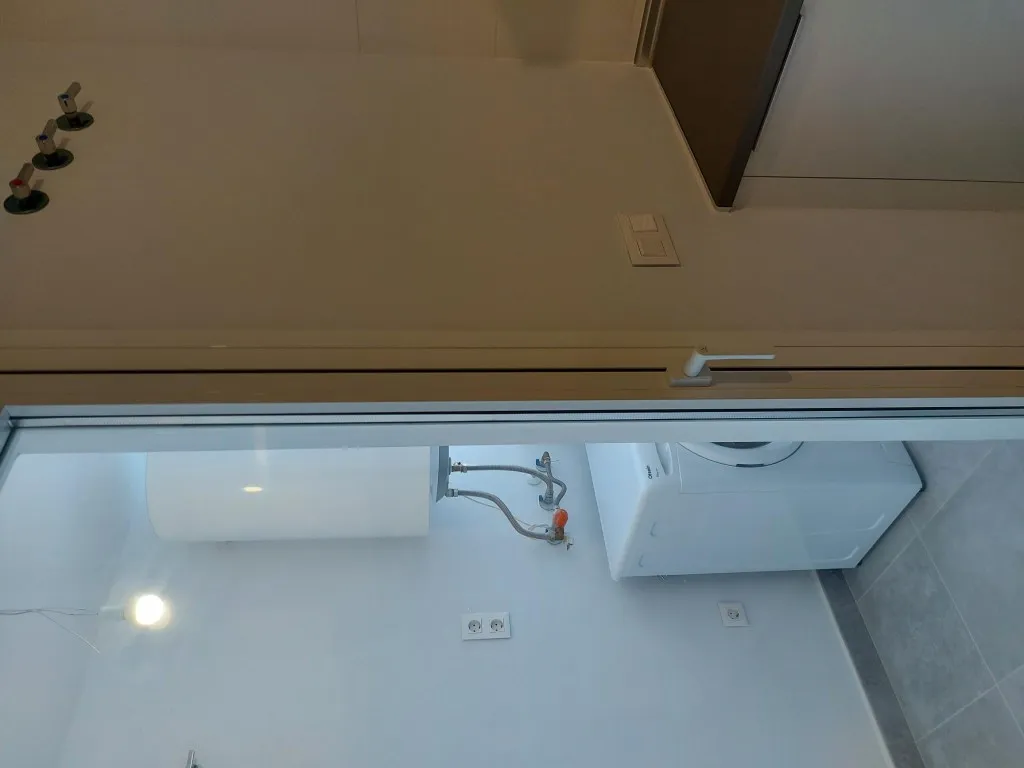 e61b507c-4687-4182-bfc9-018dadf4a769