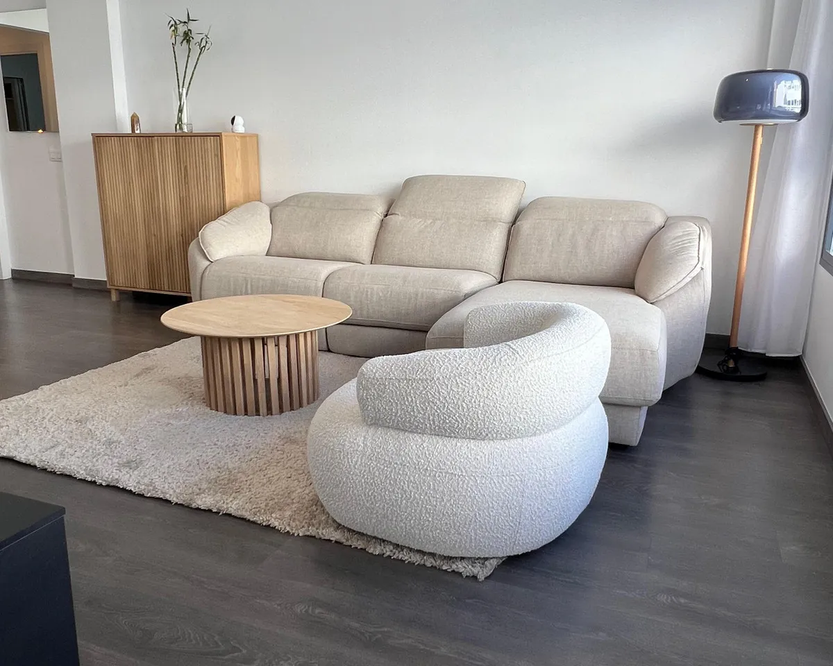 43f1f1bd-860c-427e-b943-ab3714236167