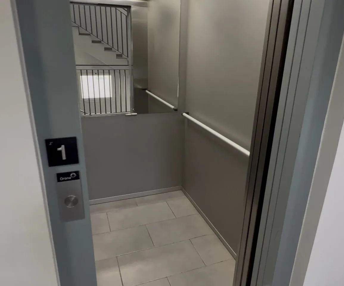 a3f8d792-adeb-43ed-937e-1fffdc18368e