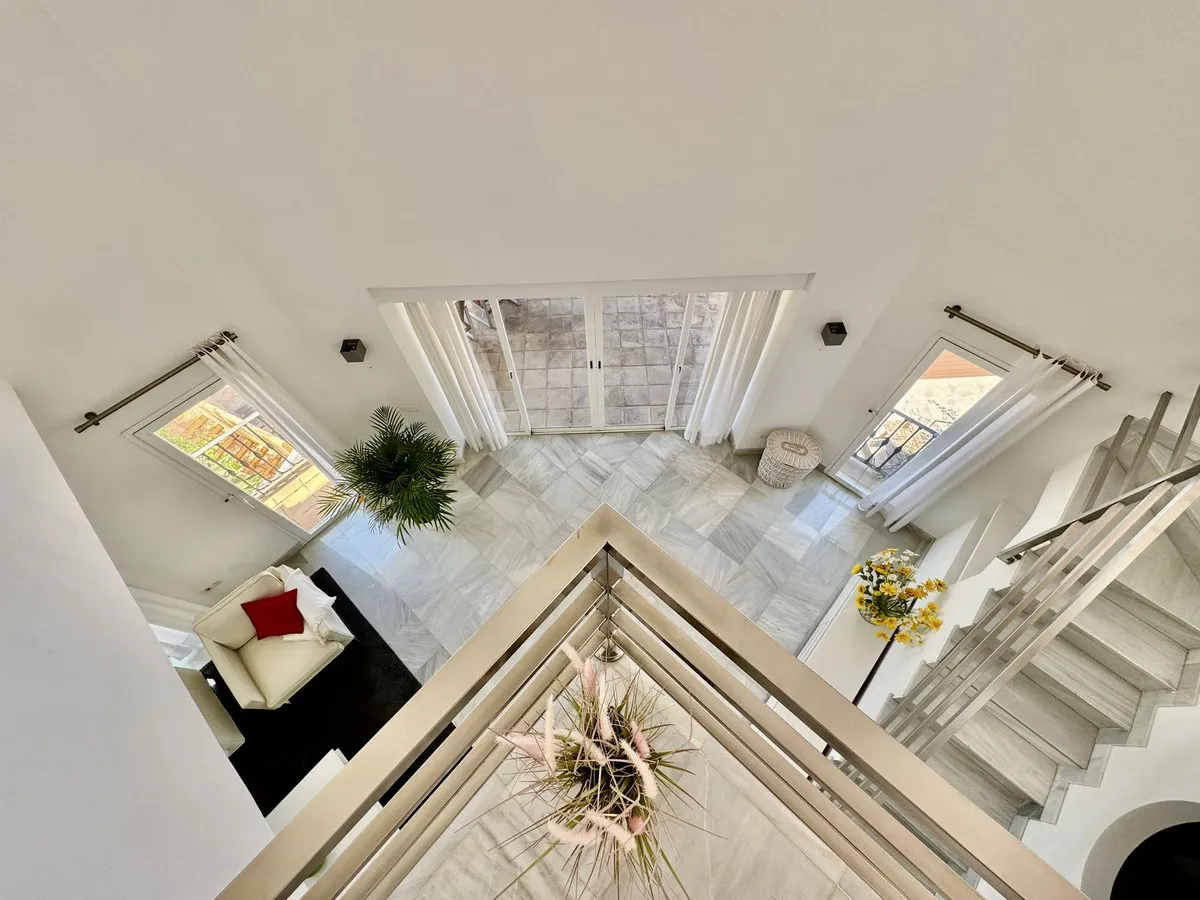 9a3301fc-5450-4072-b3f8-4cda81b9dd8c