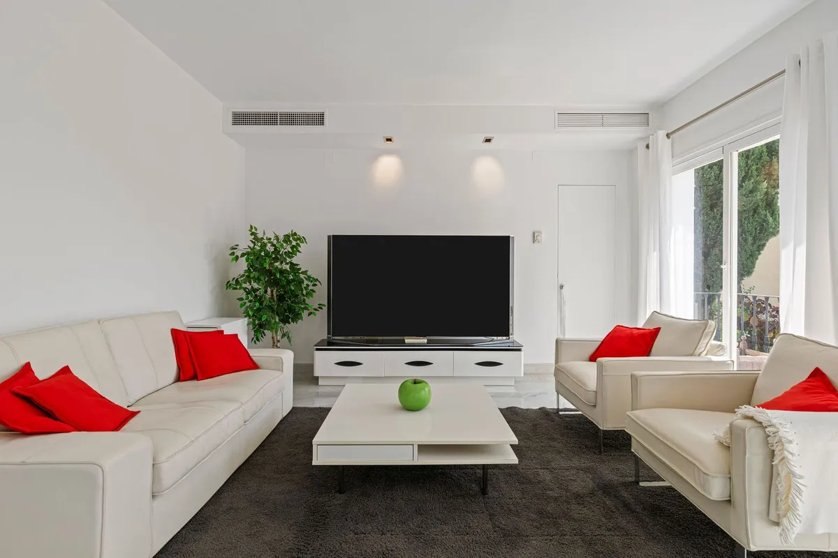 d6da1eeb-a6cb-4258-a15d-8fbc483a2d3f