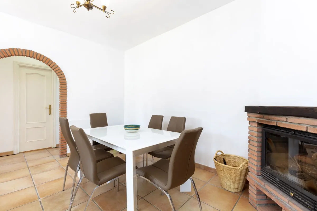 890efe6a-0e4f-4fb2-bb83-ad54f5ce85f9