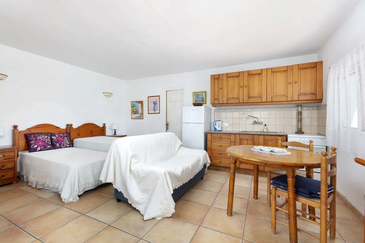 e190d765-2e4a-4217-b8db-9ed03e562a16