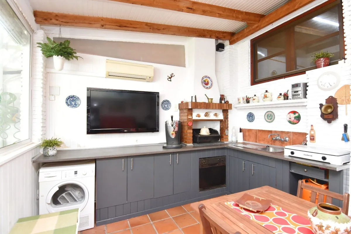 2d215872-e14c-4c0f-b8e8-d08468566e0e