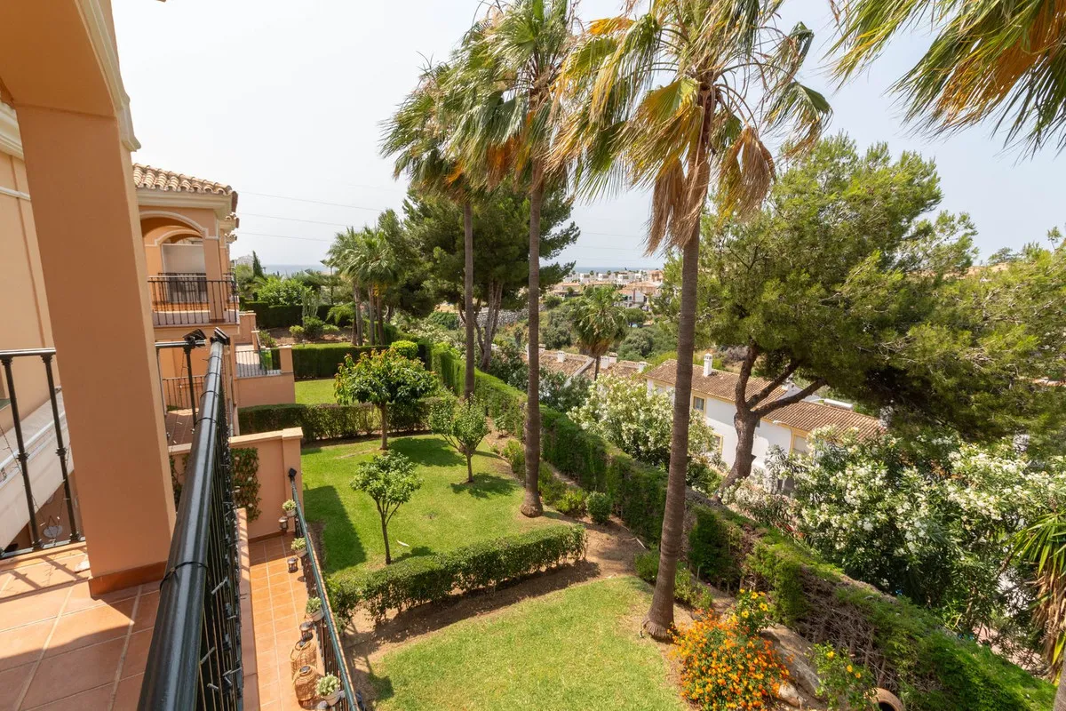 d211e702-c7d9-40cb-961f-2cb14da4ecb9