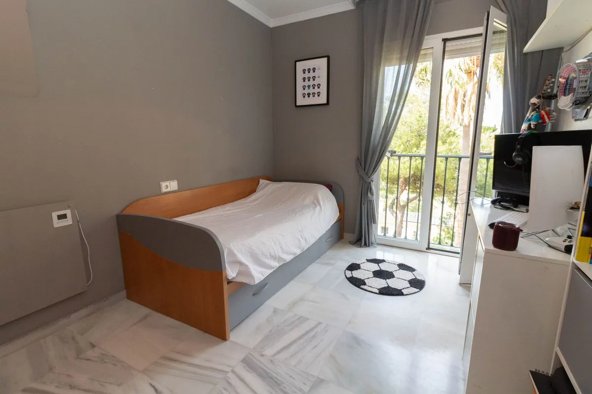 d5e8c2ec-57e0-470c-9996-e8c0c2057dbf