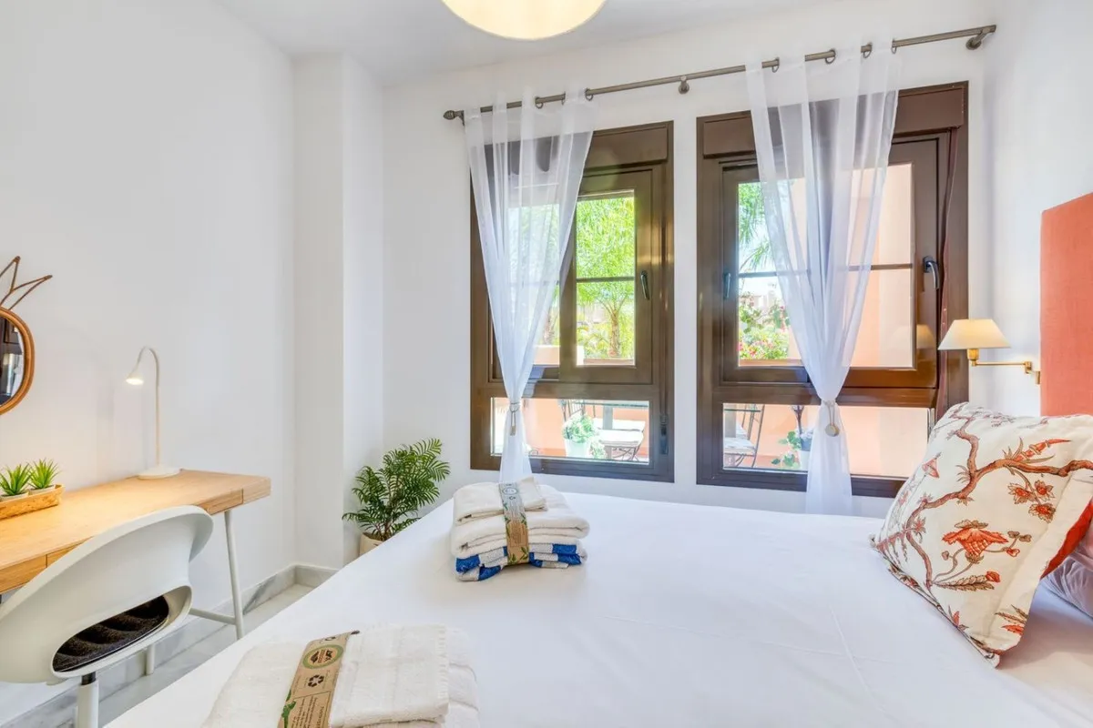 159e6426-ebab-46c1-ac76-aa591b3e8097