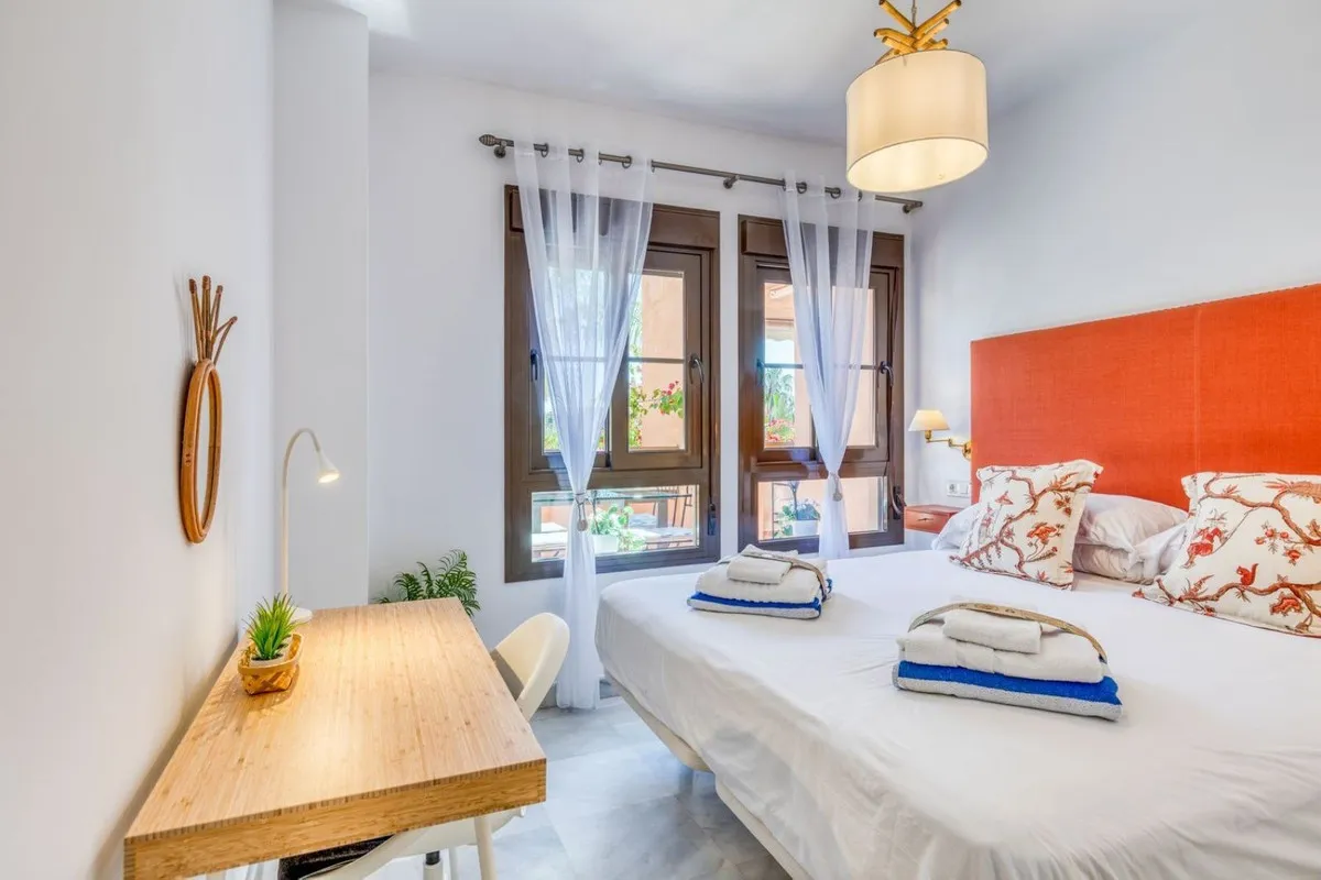 ad57f4bf-ec37-4ddf-9e6f-031adf32785b