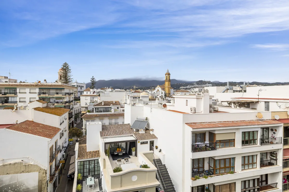 9db3d7f9-4f43-45bf-8624-3cd7aa4b7f89