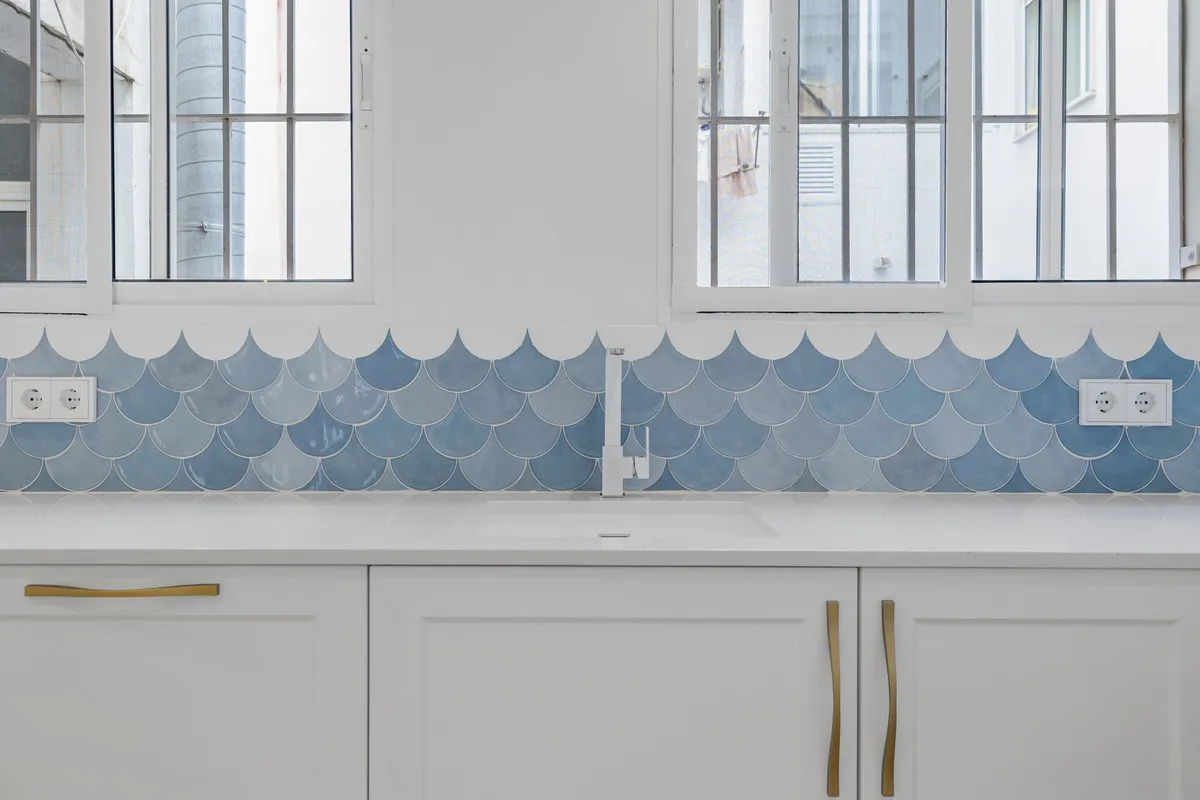 e142591f-837c-4011-9cda-70ae5040a4aa