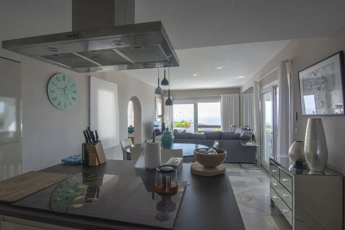 25005f0e-1c08-49a2-929f-89132e6870df