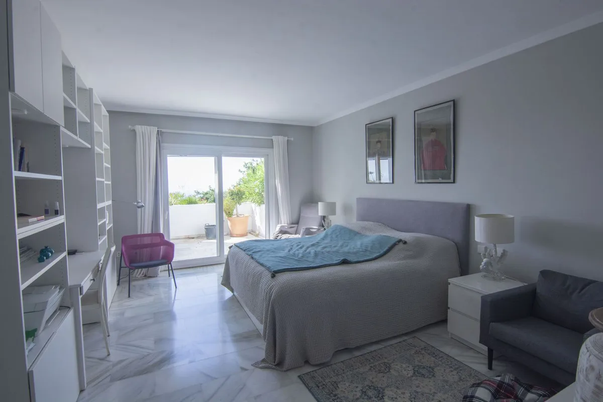 94f5b2f2-0c69-4cf0-874e-920c7e9b57a3