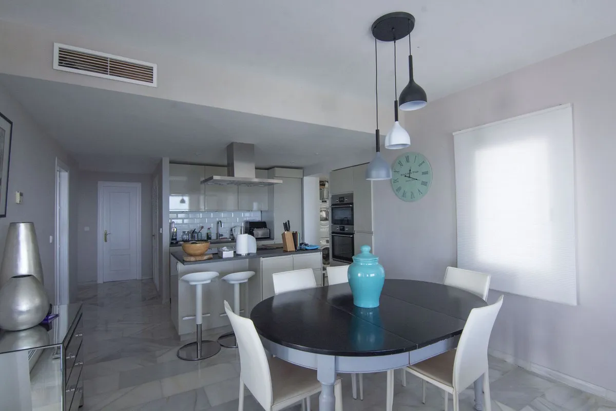 96d020f8-f3b8-4f64-9125-ba0336bbab9a