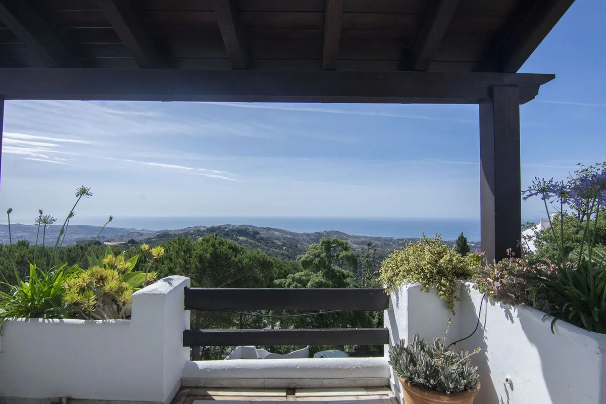 f3e6e5df-8563-473f-8d14-70fa1c8bb96d