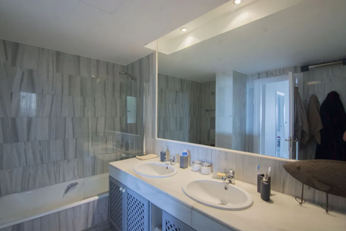 f443c76a-7722-4078-a8fc-369a0005b7b1