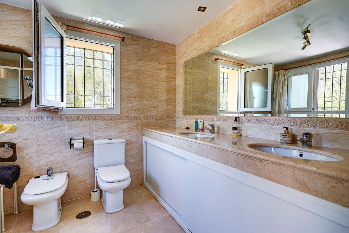 10ce9197-ecb5-4147-b2f2-b082b58d9215