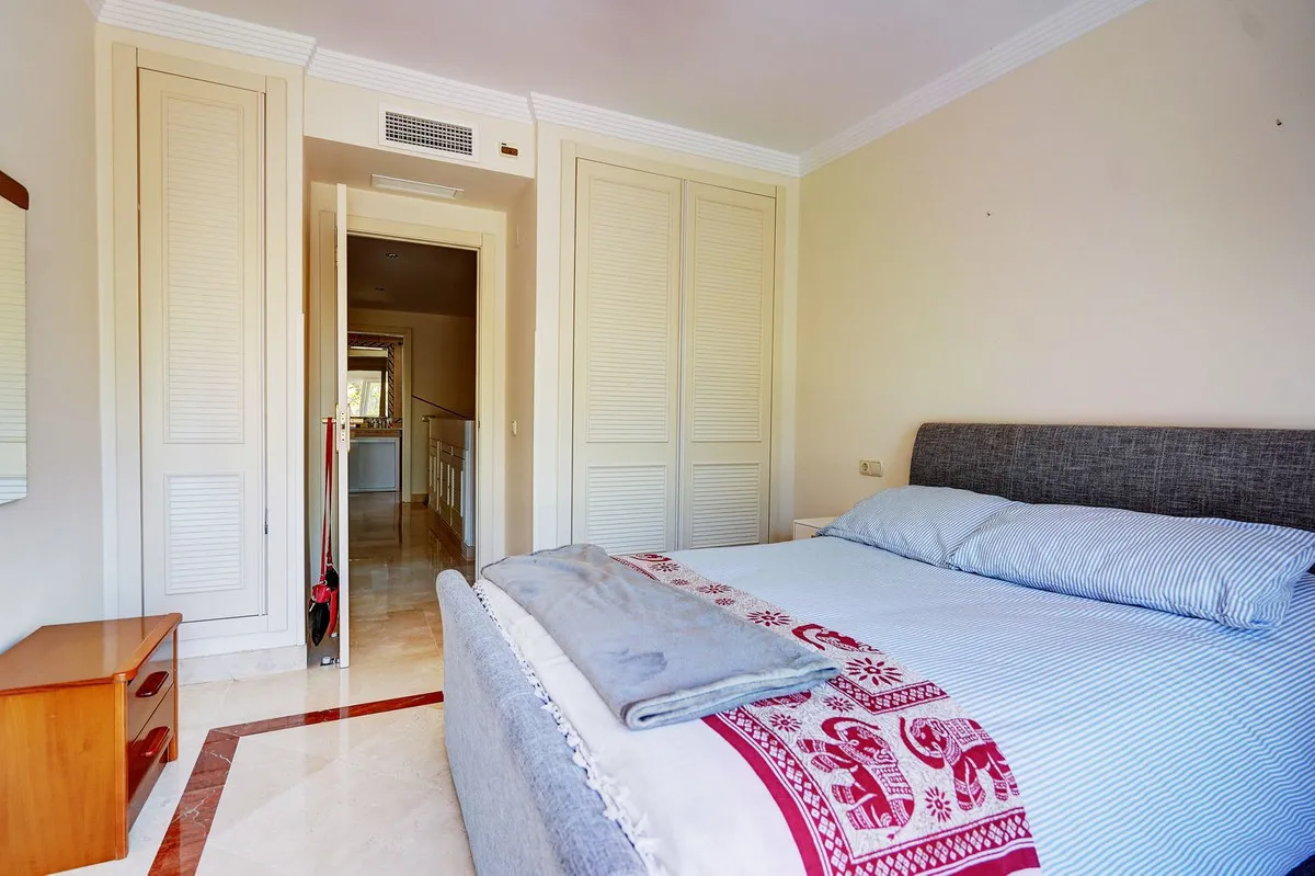 3073b1cc-d8ff-4de7-8606-64ebf64183ce